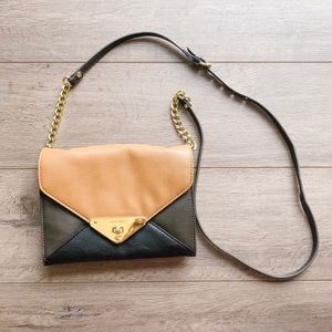 3/$20 | Leather Side Bag